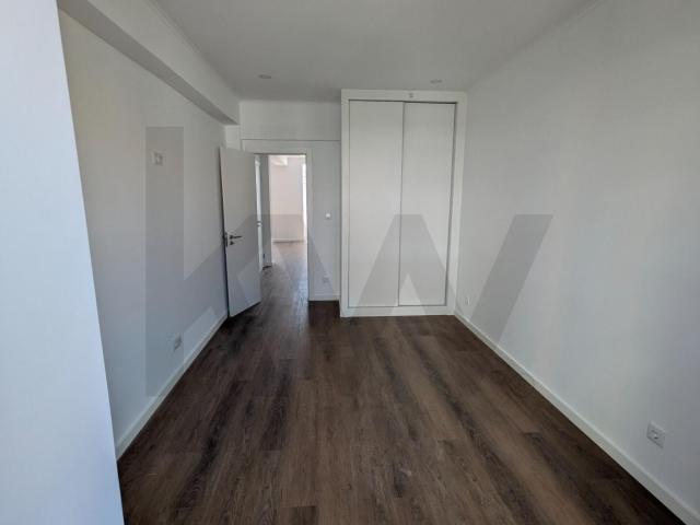 Oportunidade Imperdível Apartamento T3 Para Remodelação
