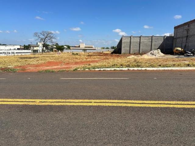Oportunidade Imperdível: Área Comercial à Venda em Piracanjuba GO, Setor Norte! Aproveite Agora!