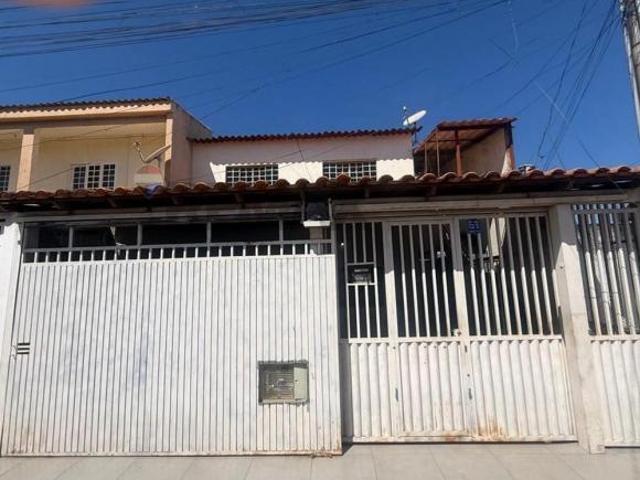 Oportunidade Impérdivel na Q r 433  Sobrado Espaçoso com aréa Gourmet.
