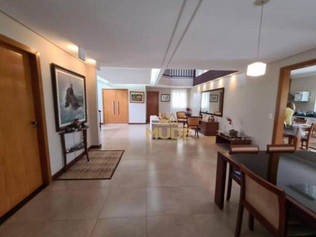 OPORTUNIDADE / LAGO NORTE / QL 3 LOTE ESPECIAL / 5 SUITES /ESTUDA PERMUTA