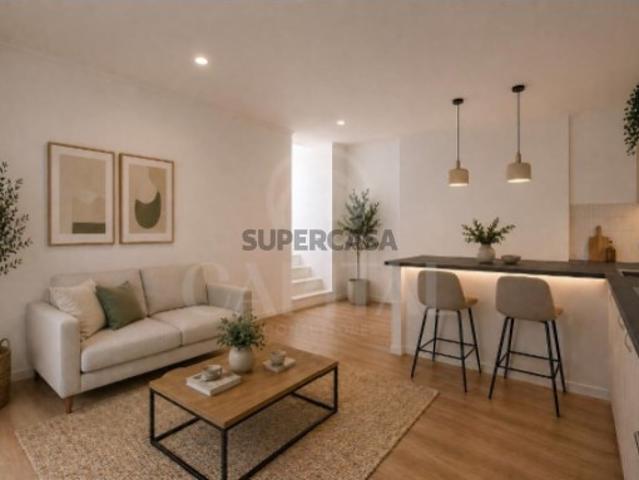 Oportunidade! Moradia T2 com 2 Suites em Unhos Moderna, Pronta a Habitar e a 10 min de Lisboa