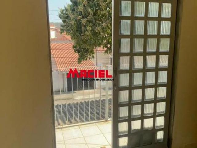 Oportunidade no Campos de São José ? Casa Ampla, Bem Localizada e Pronta para Morar!