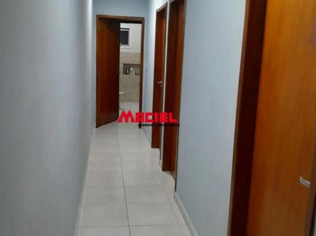 OPORTUNIDADE NO CAMPOS DE SÃO JOSÉ: CONFORTO, ESPAÇO E LOCALIZAÇÃO PRIVILEGIADA!