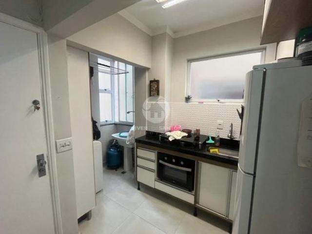 Oportunidade no Gonzaga com 1 quarto, próximo ao mar