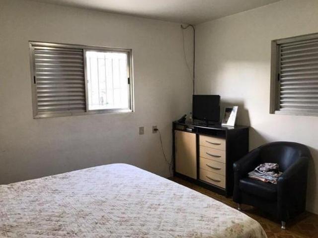 Oportunidade no Jardim São Vicente: sobrado amplo com 2 vagas e terreno 7x25