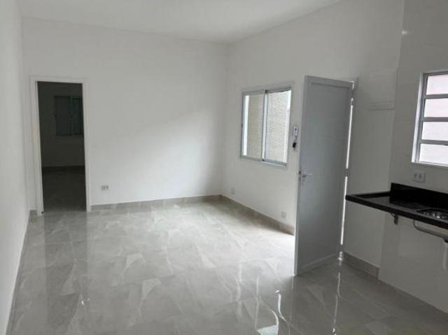 OPORTUNIDADE NO MARACANÃ: CASA REFORMADA A POUCOS PASSOS DA PRAIA!