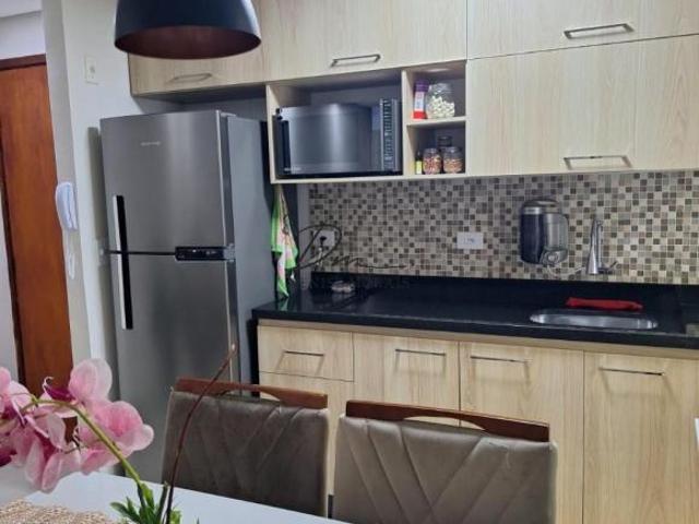 Oportunidade na Av. São Paulo: 2 Quartos, Apartamento Impecável