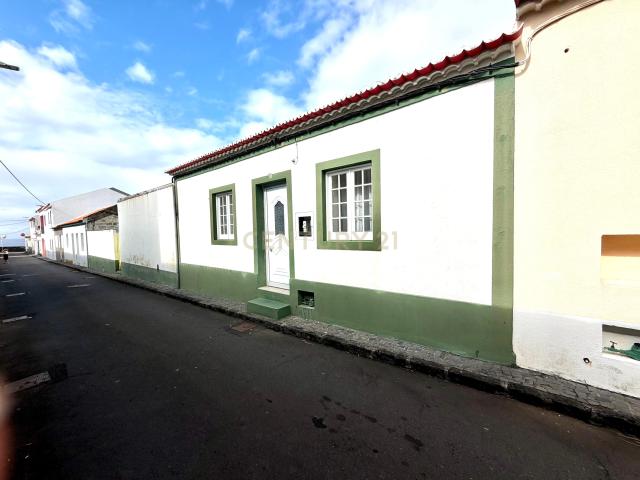 Oportunidade na Maia | Moradia T3 com Potencial para 2 Imóveis