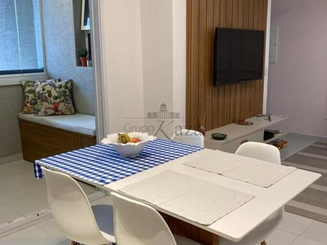 OPORTUNIDADE | PORTEIRA FECHADA | VILA INDUSTRIAL | 2 DORMS | 55M²