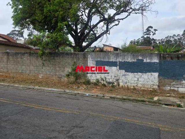 OPORTUNIDADE PARA CONSTRUTORES TERRENO DE 127,54M² ou ÁREA COM 11 LOTES