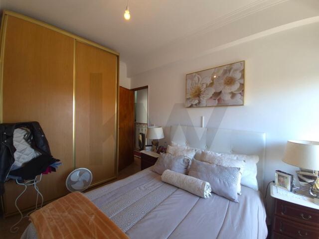 Oportunidade Rara em Mem Martins: T1 com Varanda e Elevador por 219.000€!