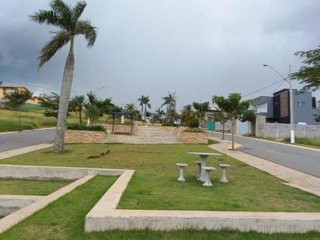 Oportunidade: Terreno 300m2 de R$ 285mil por R$ 250mil