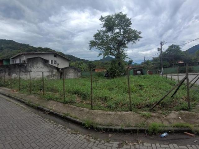 Oportunidade ! Terreno com ótima localização Praia de Boiçucanga Litoral Norte de SP