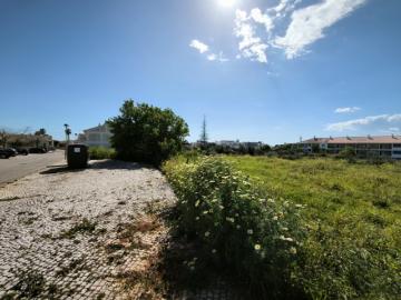 Oportunidade Terreno com potencial de construção em Faro