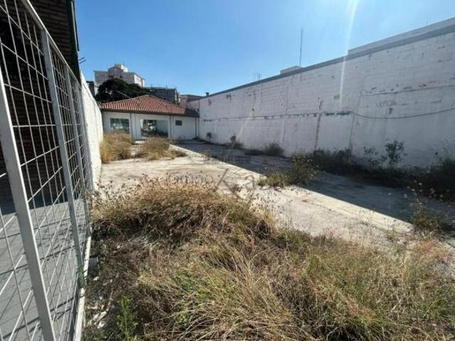 Terreno/Comercial Com Edicula No bairro Parque Industrial 250m²