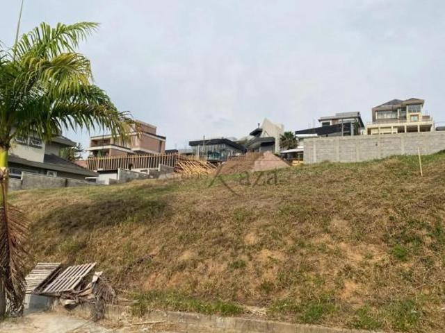 Oportunidade Terreno em Condomínio Condomínio Residencial Jaguary 516m²