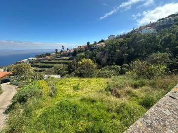 Oportunidade | Terreno para Construção com 710 m² e Vista Oceano Gaula, Santa Cruz