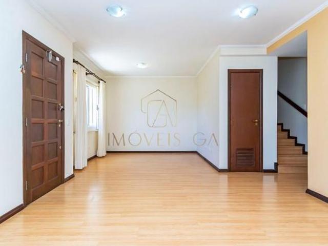 Oportunidade: Triplex Encantador e Abaixo do Valor de Mercado!