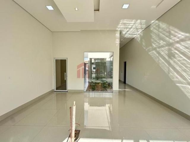 Oportunidade Única: Casa à Venda em Umuarama PR, Bairro Parque Bandeirantes, 3 Quartos, 1 Suíte, 3 B