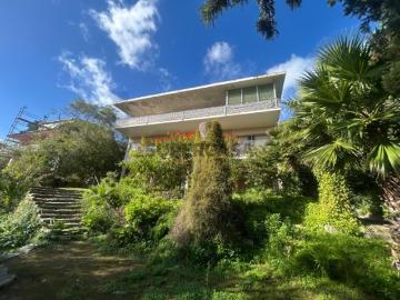 Oportunidade Única de Investimento e renovação no coração de Cascais!