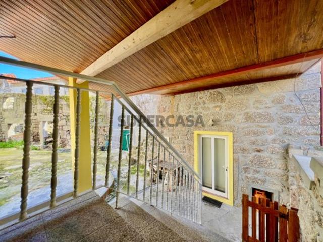 Oportunidade Única! Duas Moradias Renovadas na Serra da Estrela