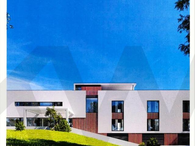 Oportunidade única em Albufeira: Terreno com projeto aprovado para Hotel 3 estrelas