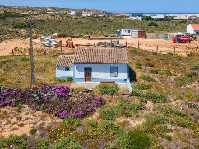 Oportunidade Única Moradia T2 junto da Praia, Aljezur 74m² Bordeira