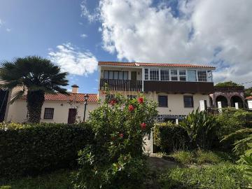 Oportunidade única, Moradia histórica com vista mar em lajes das Flores, ilha das Flores