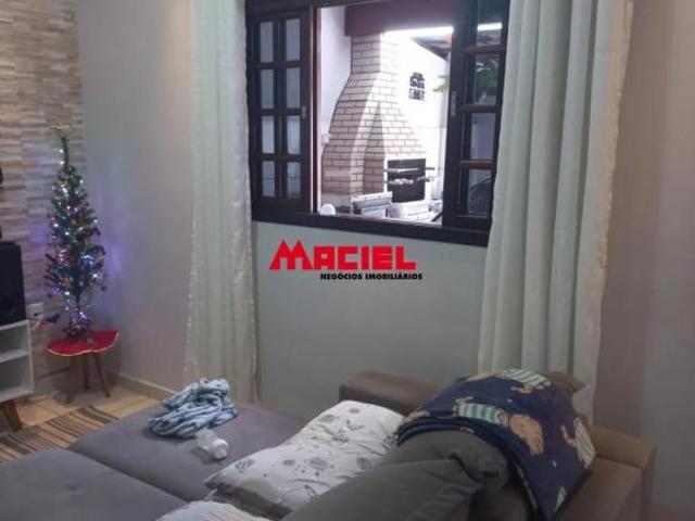 `Oportunidade única no Altos da Vila Paiva! Casa com excelente potencial de valorização, em um bairr