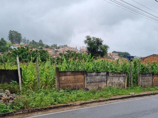 Oportunidade Única no Bairro Rangel: Lote de 632m² ao Lado do Centro Passa Tempo/MG