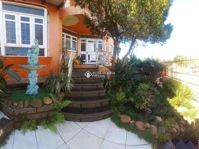Oportunidade Única! Sobrado Espetacular Completamente Mobiliado e Decorado!