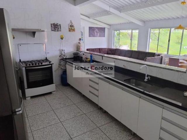 Oportunidade única! Sitio de luxo à venda em Mogi das Cruzes SP, Biritiba ussu. 7 chalés, 3 piscinas