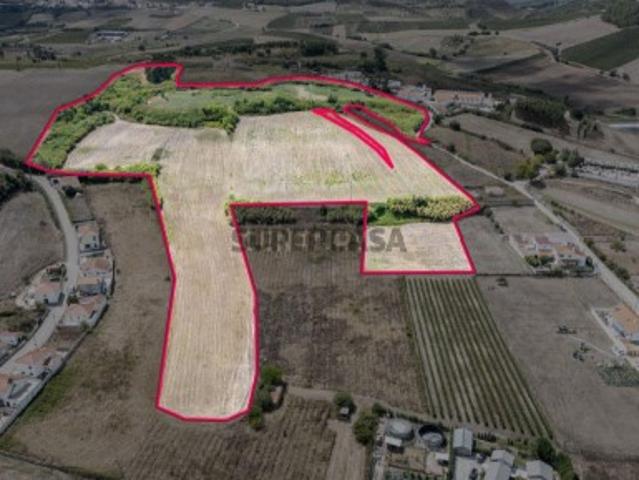 Oportunidade Única para Promotores | Terreno com 57.640 m2 para Loteamento Habitacional e Comercial