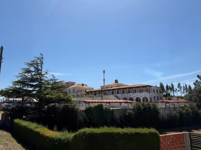 Oportunidade Única Residencial com Restaurante de Eventos. 2000m² Painho e Figueiros
