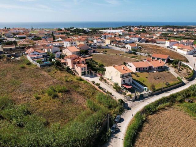 Oportunidade Única:Terreno Urbano à Venda em Póvoa de Penafirme, A dos Cunhados Sta Cruz !
