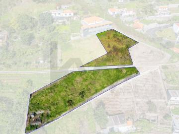 Oportunidade Única: Terreno com Construção em Curso e Vista Deslumbrante – Madeira