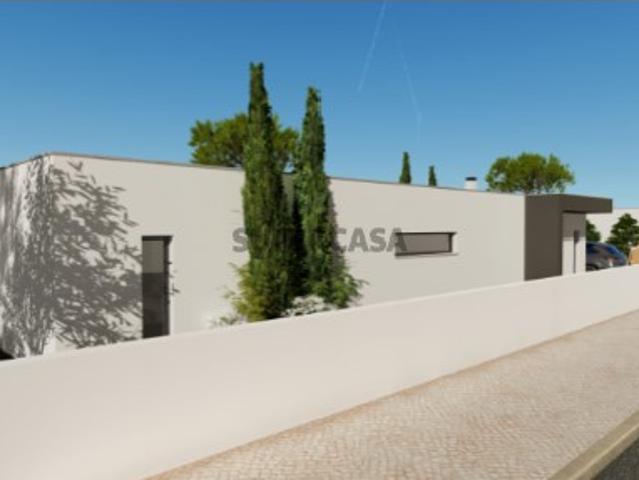 Oportunidade Única Terreno com Projeto Aprovado para Moradia T3 com Piscina no Nadadouro