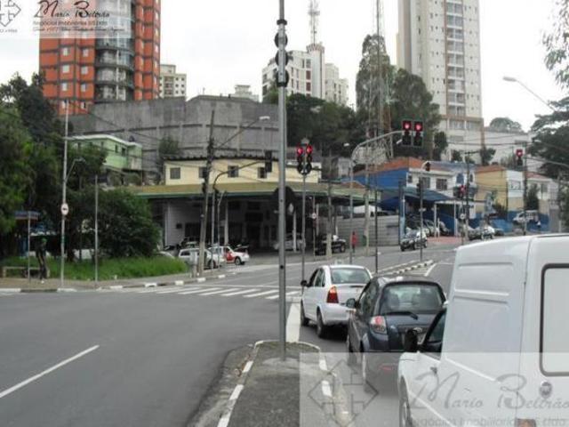 Oportunidade Única! Terreno Comercial em Local de Grande Movimento!