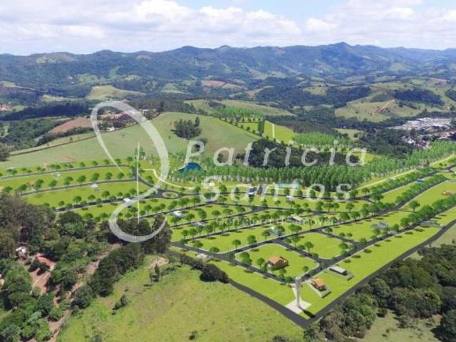 Oportunidade única: Terreno de 250m² na Quinta da Mantiqueira, Extrema MG! Venda ou permuta por imóv