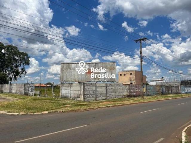OPORTUNIDADE ÚNICA! TERRENO NO RECANTO DAS EMAS QUADRA 300