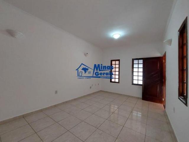 Oportunidade Zona Sul SJC Sobrado 3 Dorms com Permuta Aceita, 115m²
