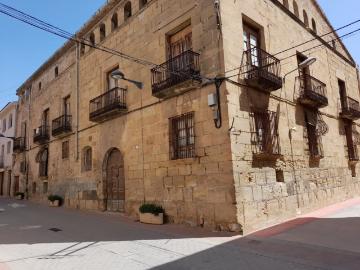 OPORTUNIDEA CASA SEÑORIAL HISTORICA A REFORMAR EN BOT Terra Alta