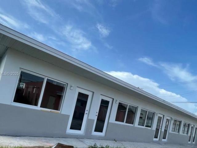 Opa FL 33054 LS97131438
