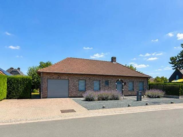 Open bebouwing met 2 slaapkamers