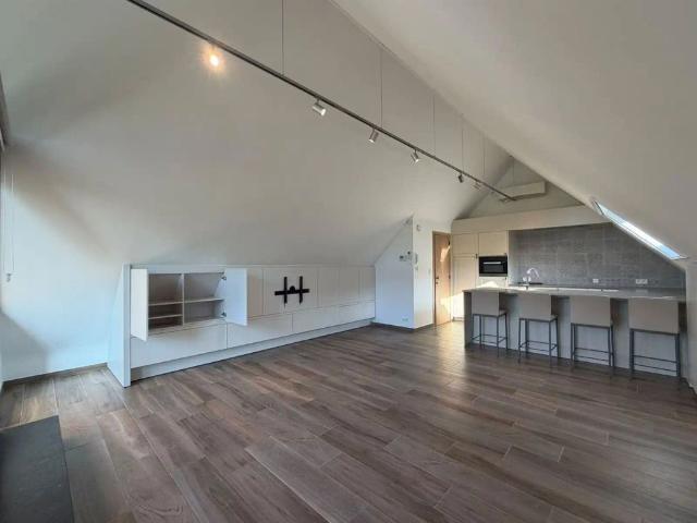 Open bebouwing met twee slaapkamers en 2 ruime terrassen