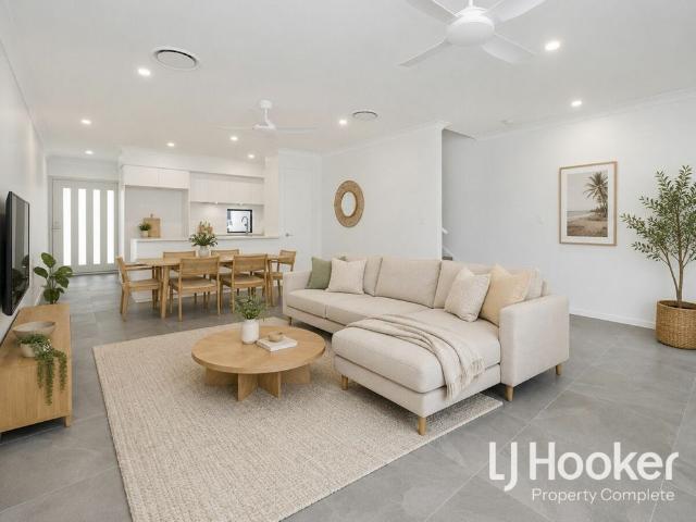 OPEN FLOOR PLAN DUCTED A/C PRIME LOCATION