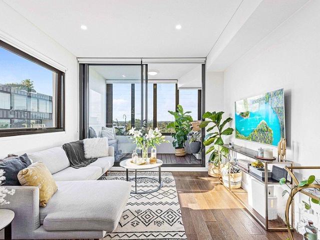 OPEN FOR INSPECTION SATURDAY 10TH OCTOBER 12:00 12:15PM