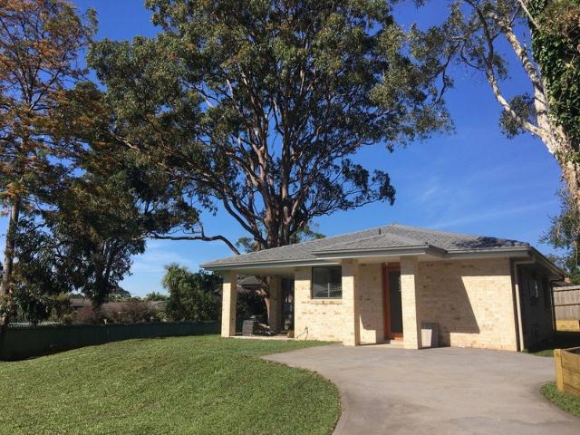 OPEN HOME CANCELL THIS WEEK !Nearly new freestanding granny flat with private backyard !