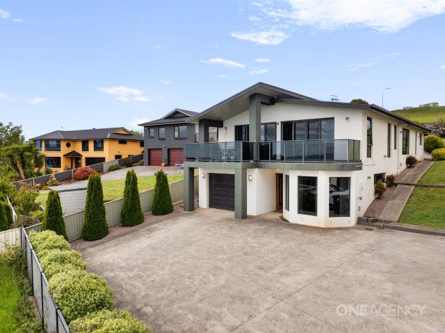 Executive Family Living With 180 Degree Ocean Views!