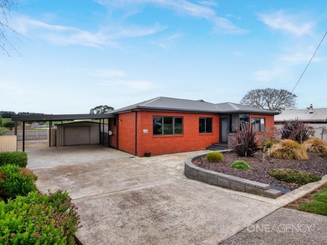 Open Home Sat 22nd Aug 11:00am 11:30am